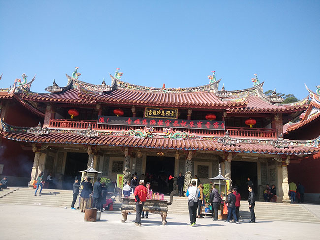 青礁慈濟(jì)宮正殿_青礁慈濟(jì)宮