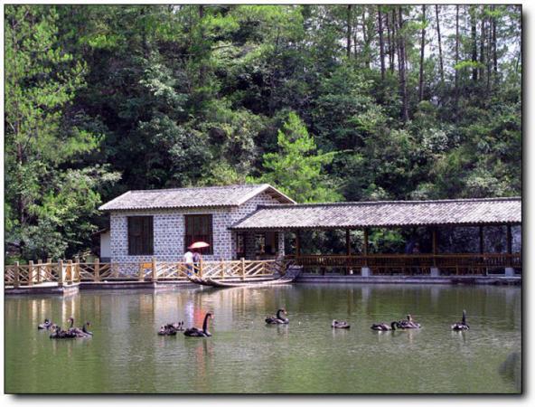 連城石門(mén)湖 (2)_連城石門(mén)湖