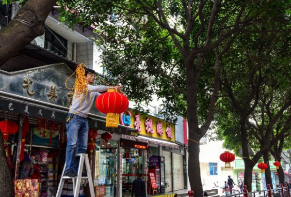 集美已開(kāi)啟春節(jié)模式，就要這么美美美！