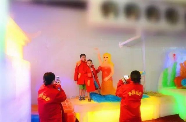 尖叫吧！狂歡吧！濕身Party！來方特，隨你耍！夜場/日場特賣會！更有冰雪世界免費讓你看