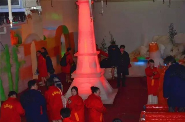 尖叫吧！狂歡吧！濕身Party！來方特，隨你耍！夜場/日場特賣會！更有冰雪世界免費讓你看