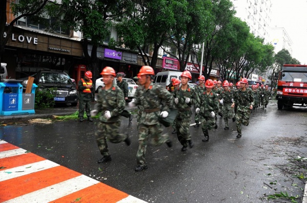 他們用這種方式捍衛集美，總有一幕令你動容！