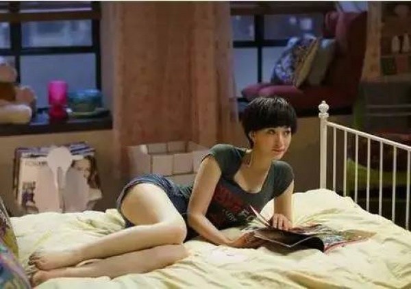 聽醫(yī)生的“睡硬板床”反而腰更痛？因為你理解錯了！正確睡法在這里