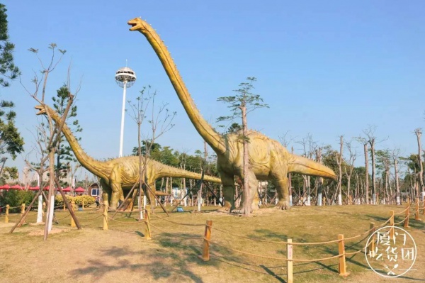嚇尿！園博苑驚現“侏羅紀公園”，恐龍復活了？！