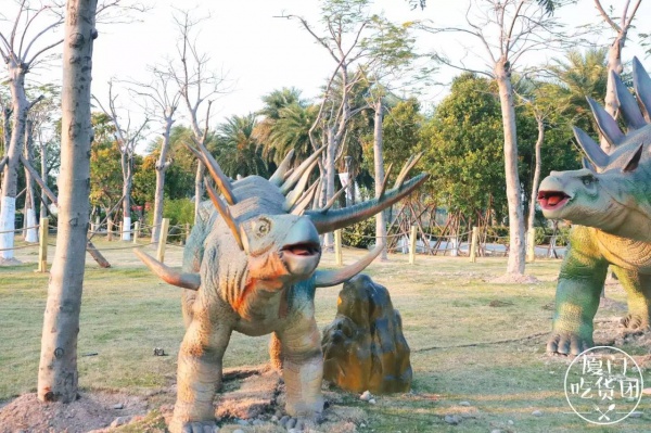 嚇尿！園博苑驚現“侏羅紀公園”，恐龍復活了？！