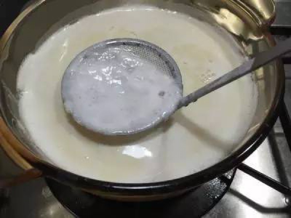 這8種常吃的食品不注意會中毒！不只四季豆和黃花菜，竟然還有…