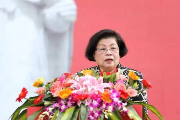 海滄又出名了！昨天幾千人在青礁慈濟(jì)祖宮同時(shí)做這事，轟動(dòng)整個(gè)廈門！