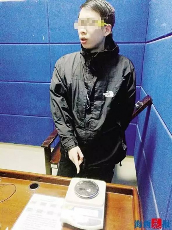 警惕！看到這種“郵票”千萬別碰，毒性極強還會通過皮膚吸收