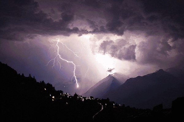 擴(kuò)散！入汛以來(lái)最大暴雨午后殺到！廈門啟動(dòng)III級(jí)應(yīng)急響應(yīng)！