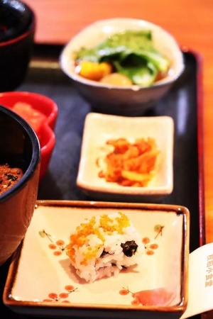拯救午餐糾結癥！廈門這家日式定食讓你吃飽每一天，一周不重樣兒