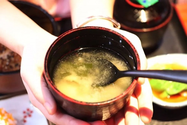 拯救午餐糾結癥！廈門這家日式定食讓你吃飽每一天，一周不重樣兒
