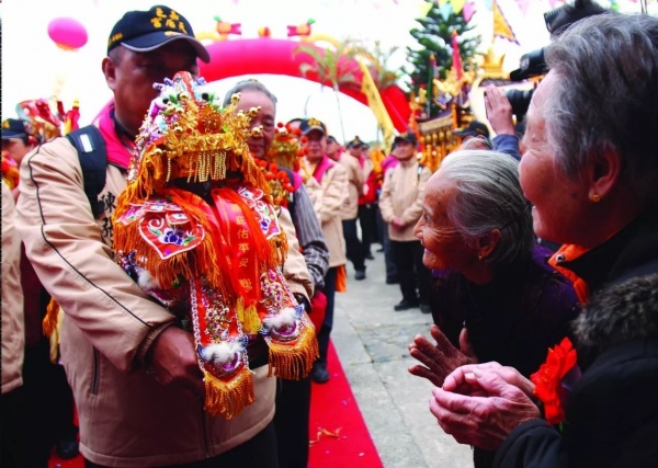 日漸走遠(yuǎn)的“寡婦村”重返銅缽村探尋30年的悲歡離合